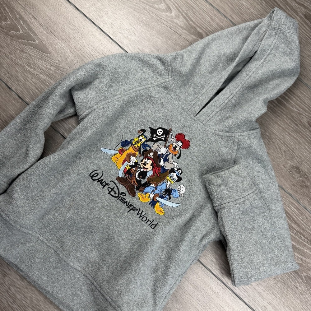 Disney Parks Youth WDW‎ Pirates Of The Caribbean Cartoon Hoodie Grey Medium